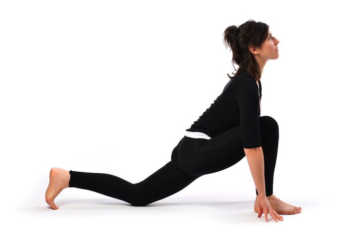 Ashwa Sanchalanasana (Equestrian Pose)